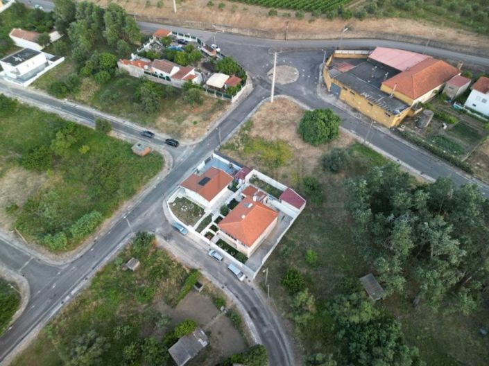 Image No.54-2 Bed House for sale