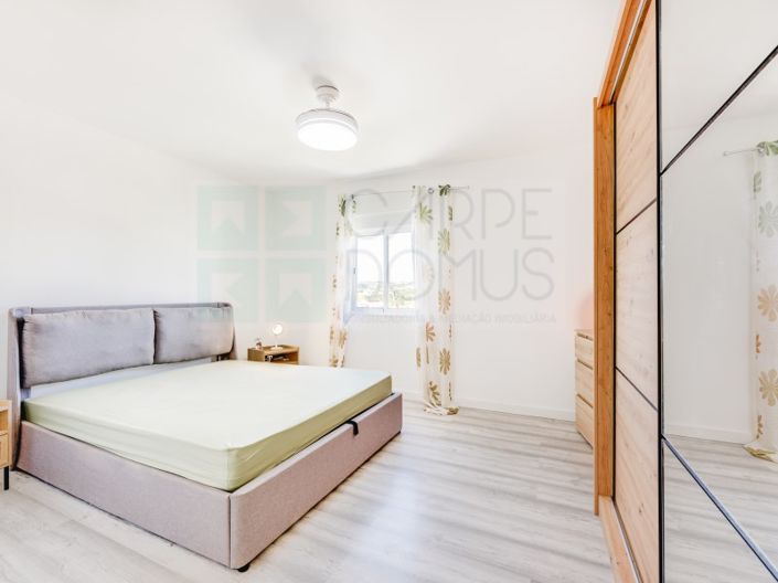 Image No.9-2 Bed House for sale