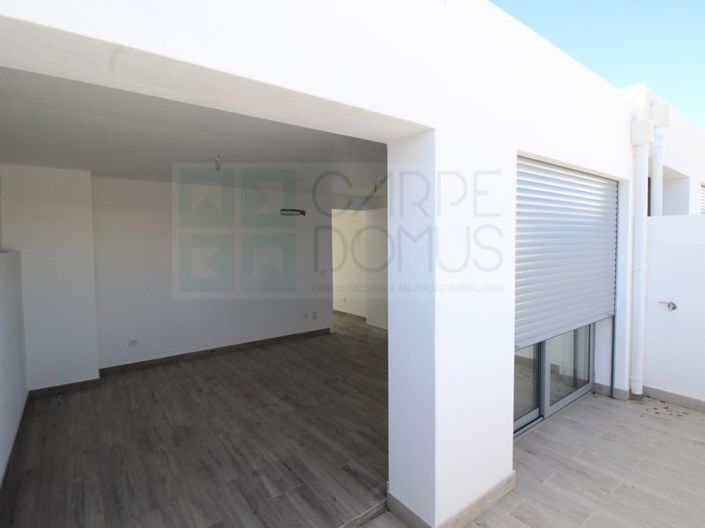 Image No.27-3 Bed House for sale