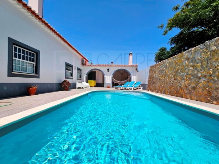 Image No.1-3 Bed House for sale
