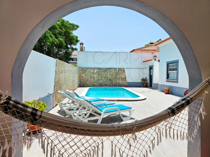 Image No.1-3 Bed House for sale
