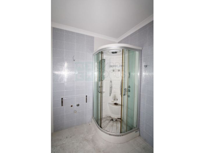 Image No.32-4 Bed House for sale