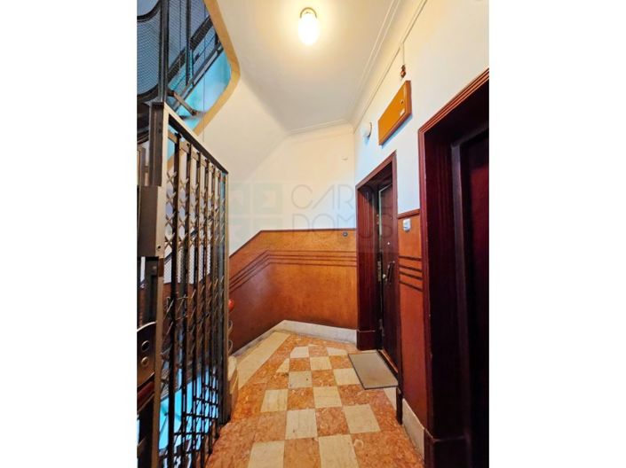 Image No.13-5 Bed Apartment for sale