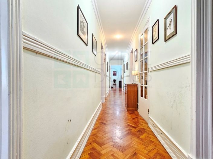 Image No.29-5 Bed Apartment for sale