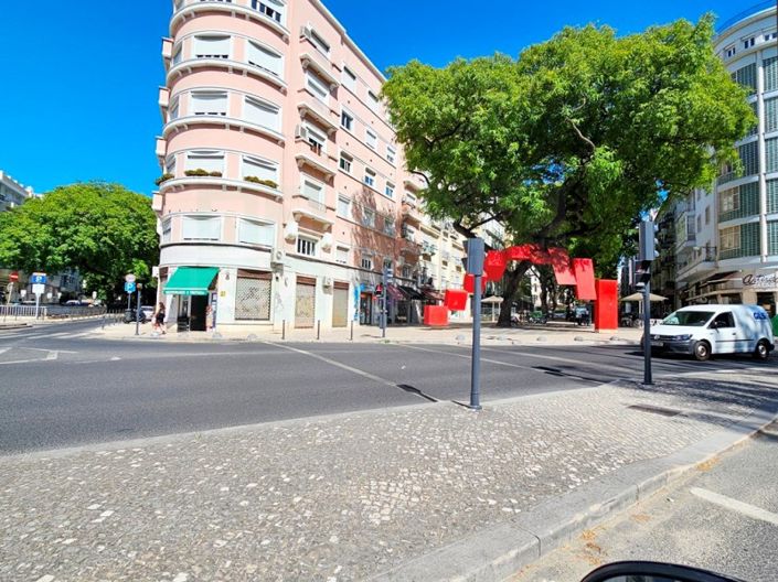 Image No.57-5 Bed Apartment for sale