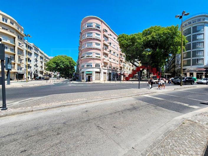 Image No.58-5 Bed Apartment for sale