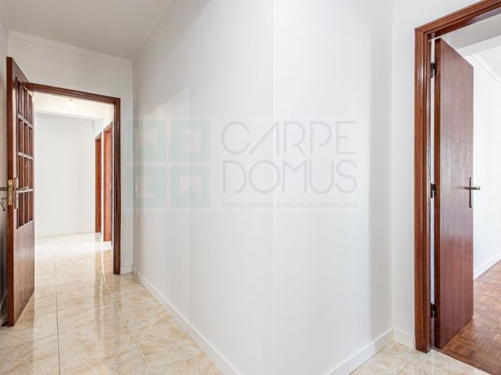 Image No.22-3 Bed Apartment for sale