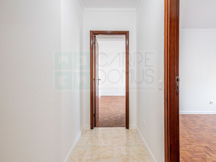 Image No.23-3 Bed Apartment for sale