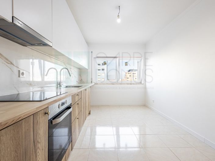 Image No.3-3 Bed Apartment for sale