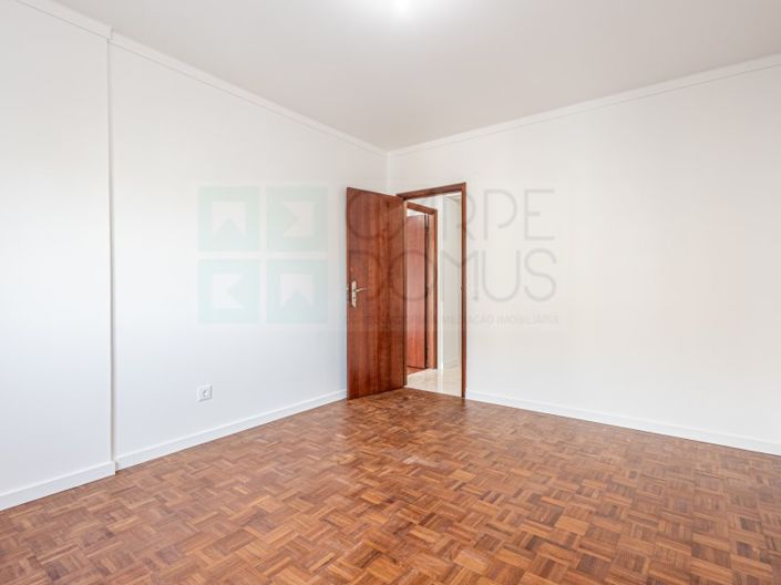 Image No.36-3 Bed Apartment for sale