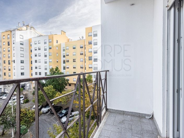 Image No.45-3 Bed Apartment for sale