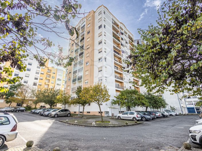 Image No.58-3 Bed Apartment for sale