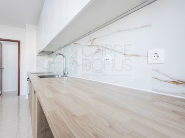 id8f3ba301-0000-0500-0000-000017be9611