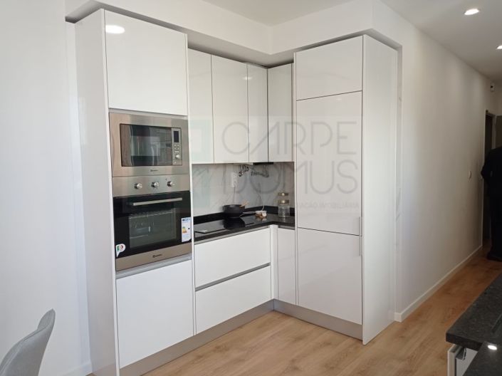 Image No.18-3 Bed Apartment for sale