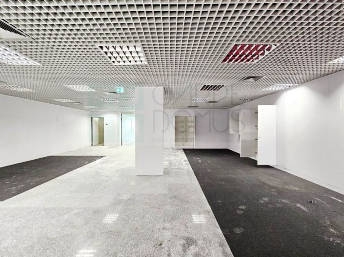 Image No.19-Commercial à vendre à Sintra