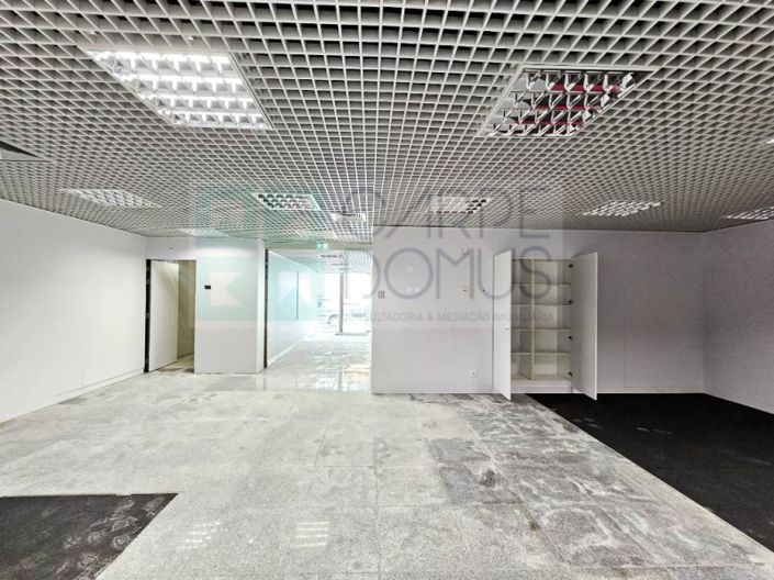 Image No.26-Commercial à vendre à Sintra