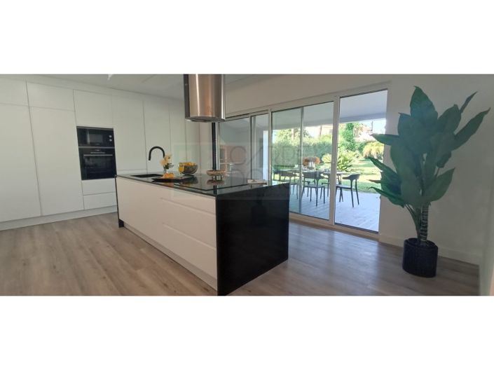 Image No.49-Maison de 4 chambres à vendre à Almada