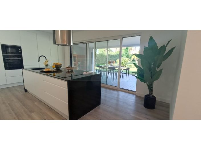 Image No.78-Maison de 4 chambres à vendre à Almada