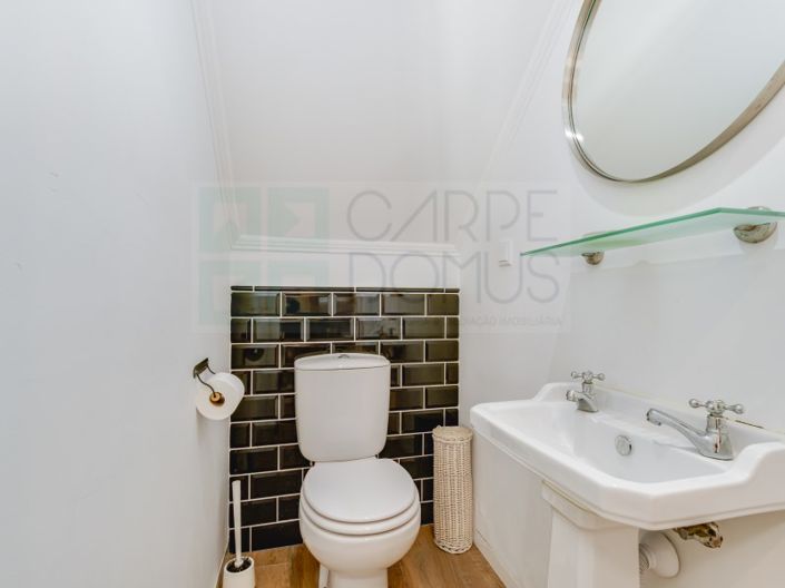 Image No.13-2 Bed House for sale