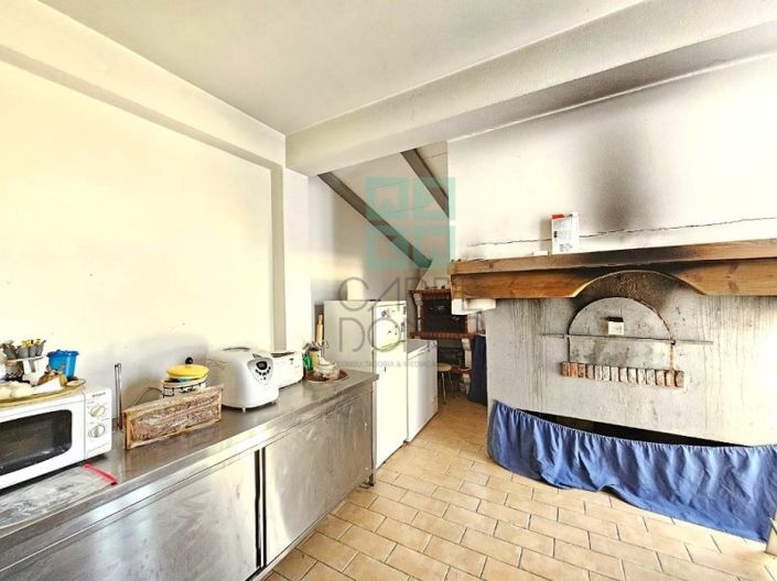 Image No.10-4 Bed House for sale