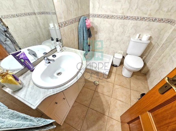 Image No.14-4 Bed House for sale