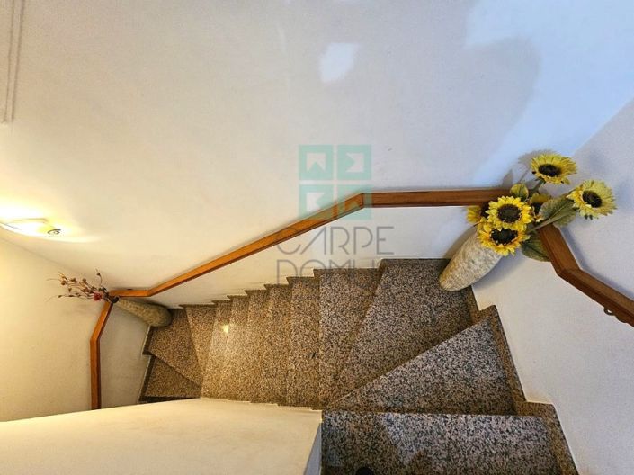 Image No.15-4 Bed House for sale