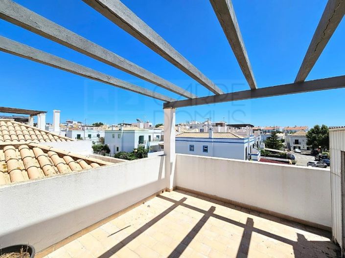 Image No.32-4 Bed House for sale