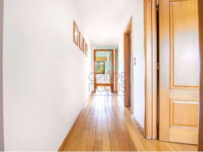 Image No.4-Appartement de 4 chambres à vendre à Lisbon