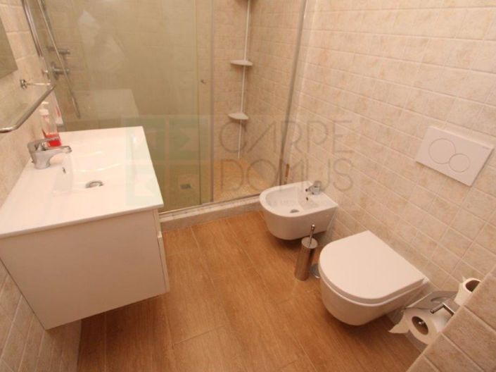 Image No.30-4 Bed House for sale