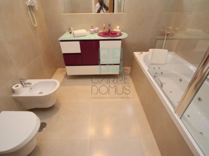 Image No.35-4 Bed House for sale