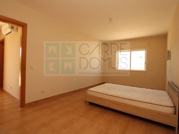 Image No.38-4 Bed House for sale