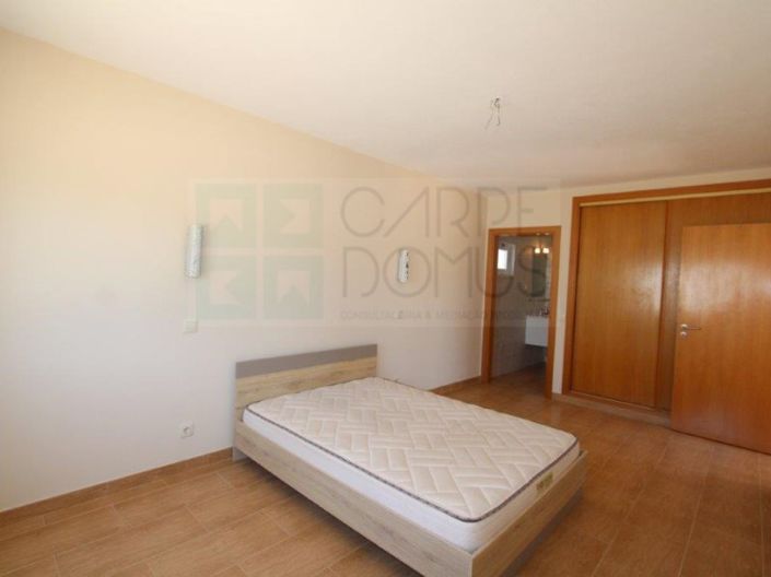 Image No.39-4 Bed House for sale