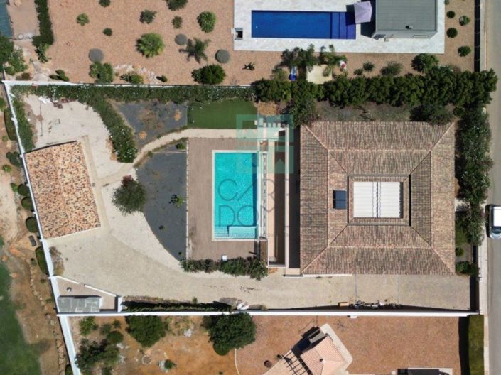 Image No.4-4 Bed House for sale