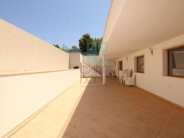 Image No.51-4 Bed House for sale