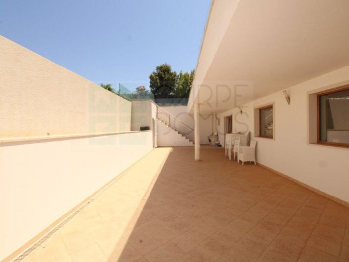 Image No.51-4 Bed House for sale