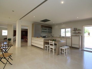 idaee5a401-0000-0500-0000-00001659c3c2