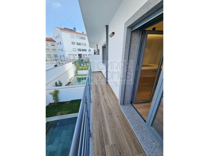 Image No.42-3 Bed House for sale