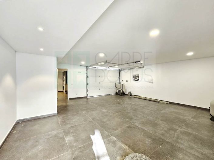 Image No.54-3 Bed House for sale