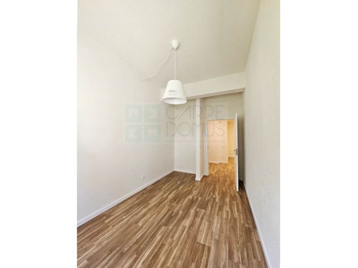 Image No.30-10 Bed Apartment for sale