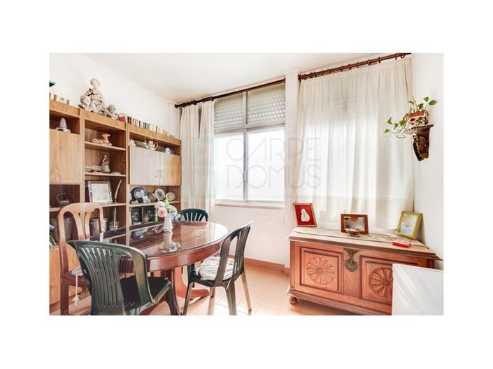 Image No.22-3 Bed Apartment for sale