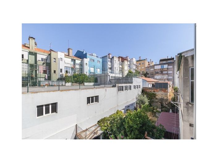 Image No.26-3 Bed Apartment for sale