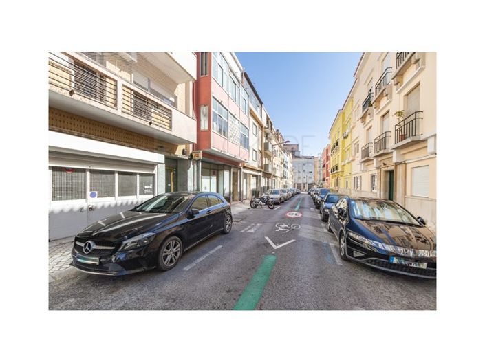 Image No.31-3 Bed Apartment for sale