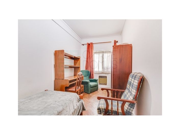 Image No.11-3 Bed Apartment for sale