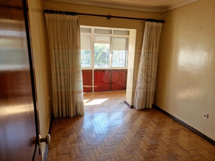 Image No.1-3 Bed Apartment for sale