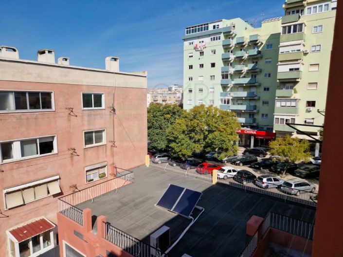 Image No.25-Appartement de 3 chambres à vendre à Odivelas