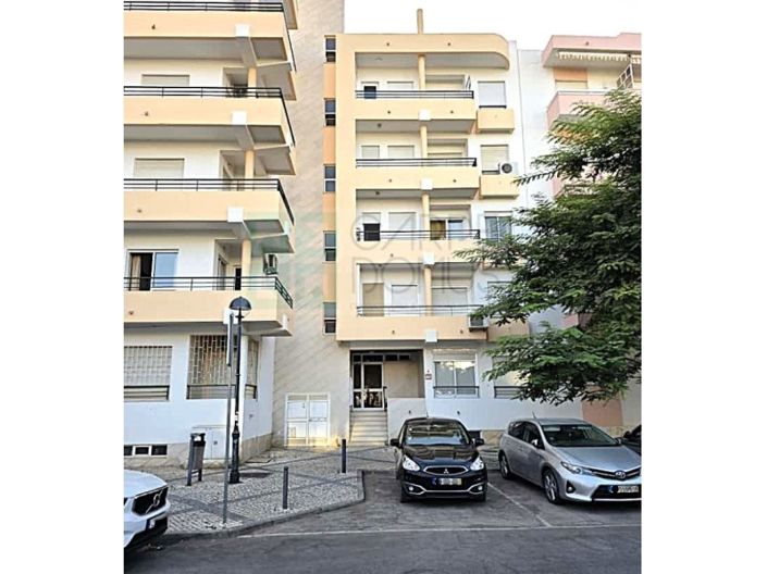 Image No.25-2 Bed Apartment for sale