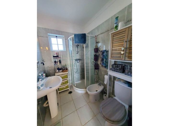 Image No.20-4 Bed House for sale