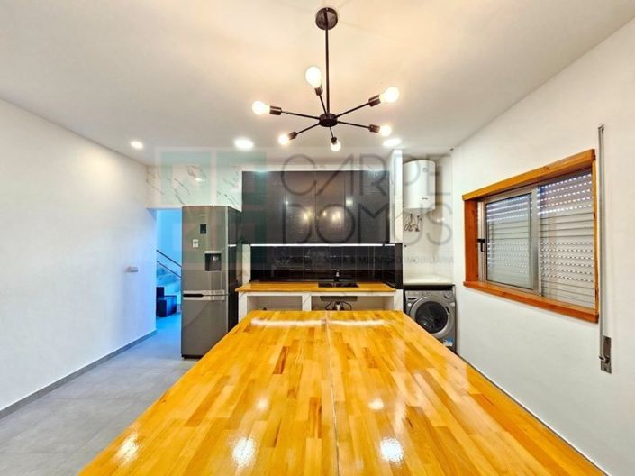 Image No.14-4 Bed House for sale