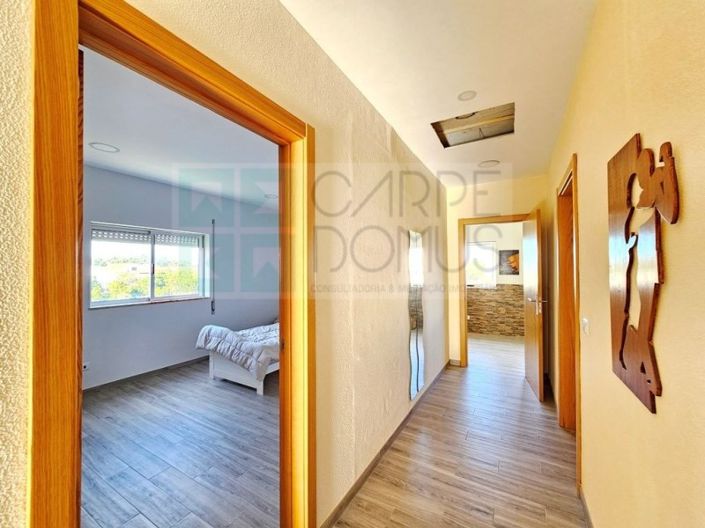 Image No.24-4 Bed House for sale