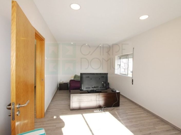 Image No.27-4 Bed House for sale